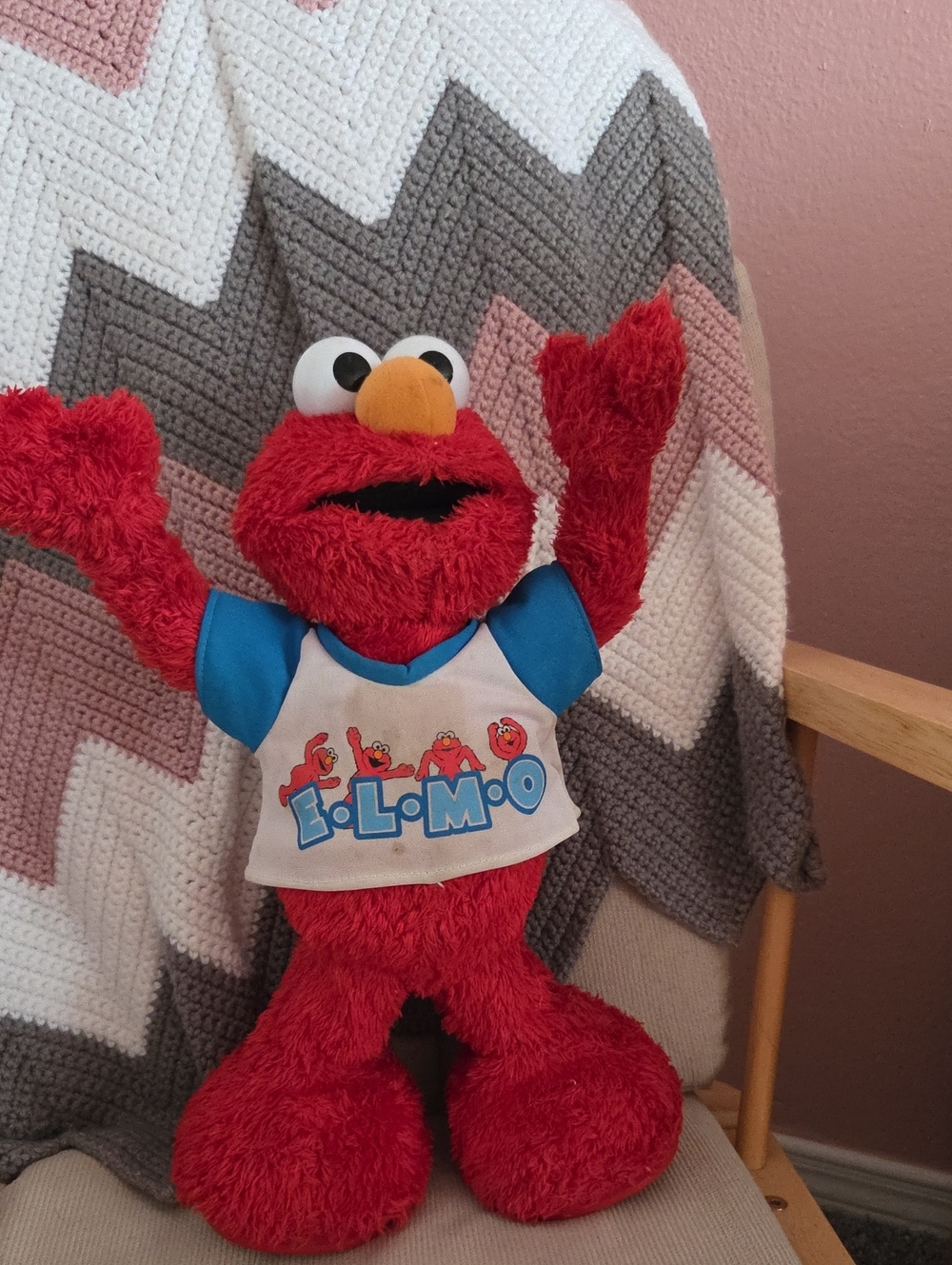 Mattel Dance And Sing Elmo 2003